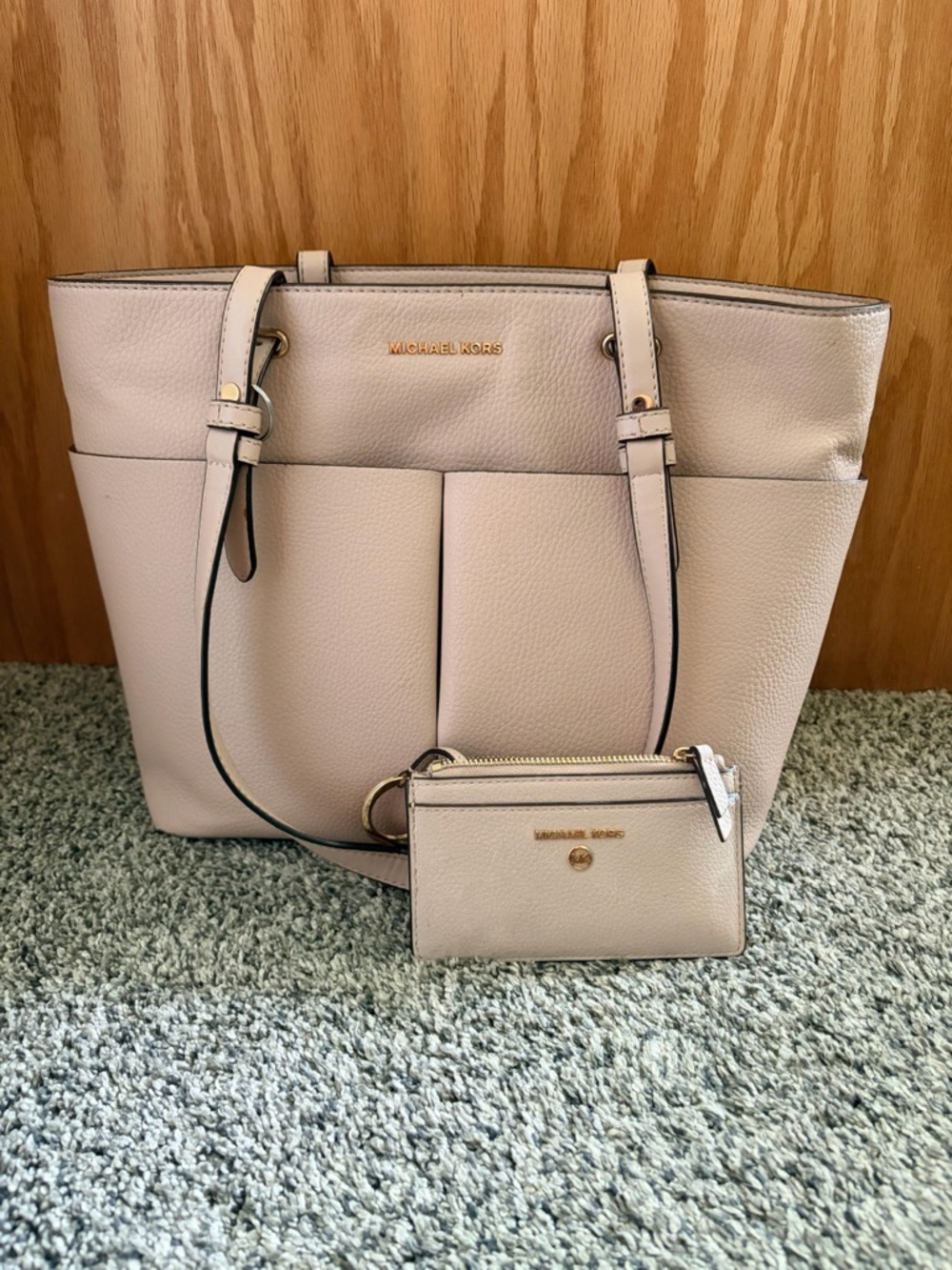 Michael Kors Light Pink Tote with Matching Card Case